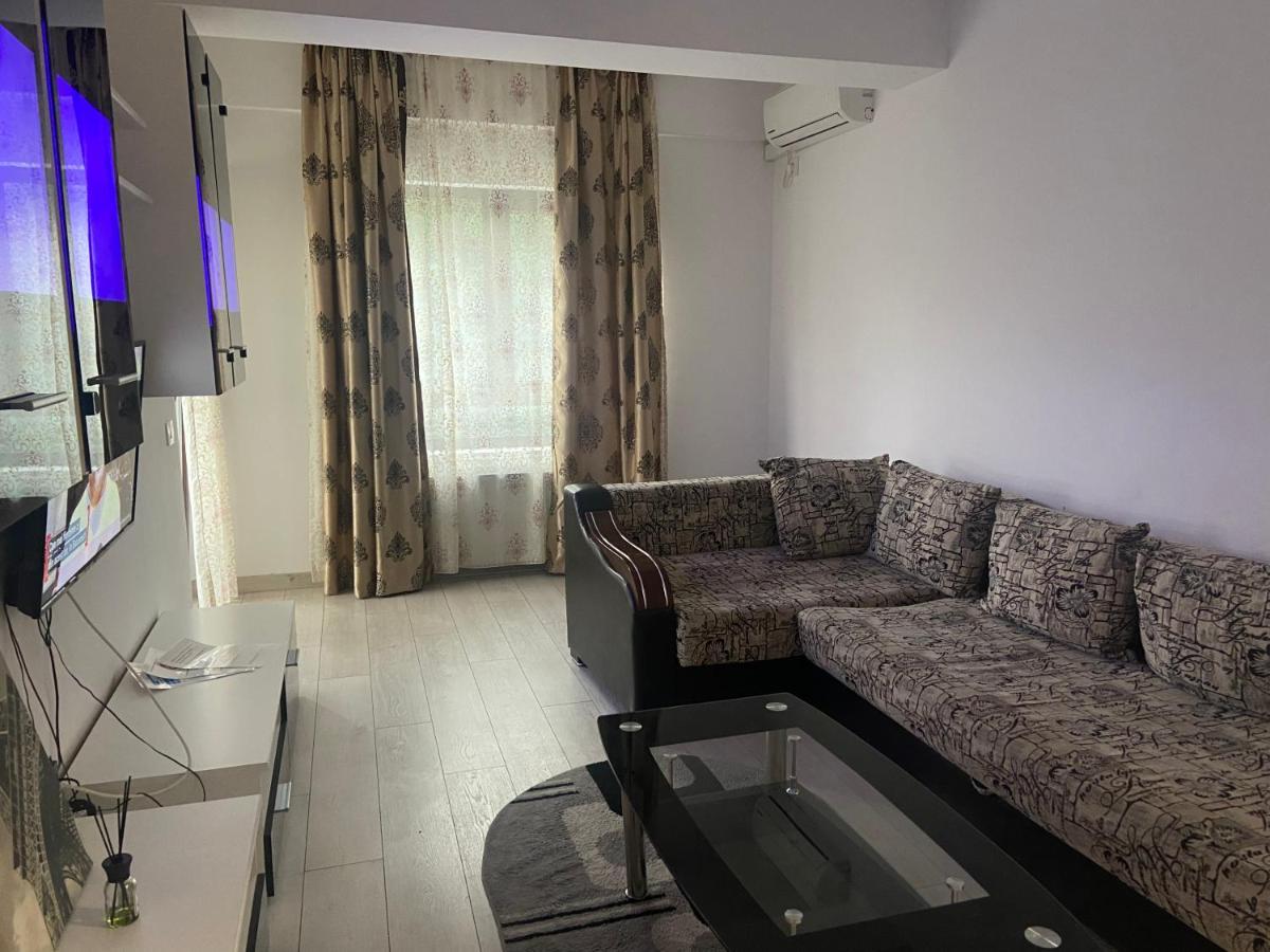 Bridge Tower Residence Iasi Bagian luar foto